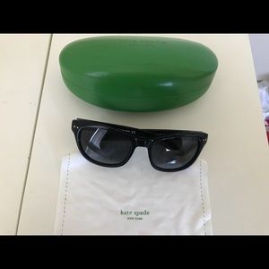 Used Kate Spade sunglasses. Great condition!